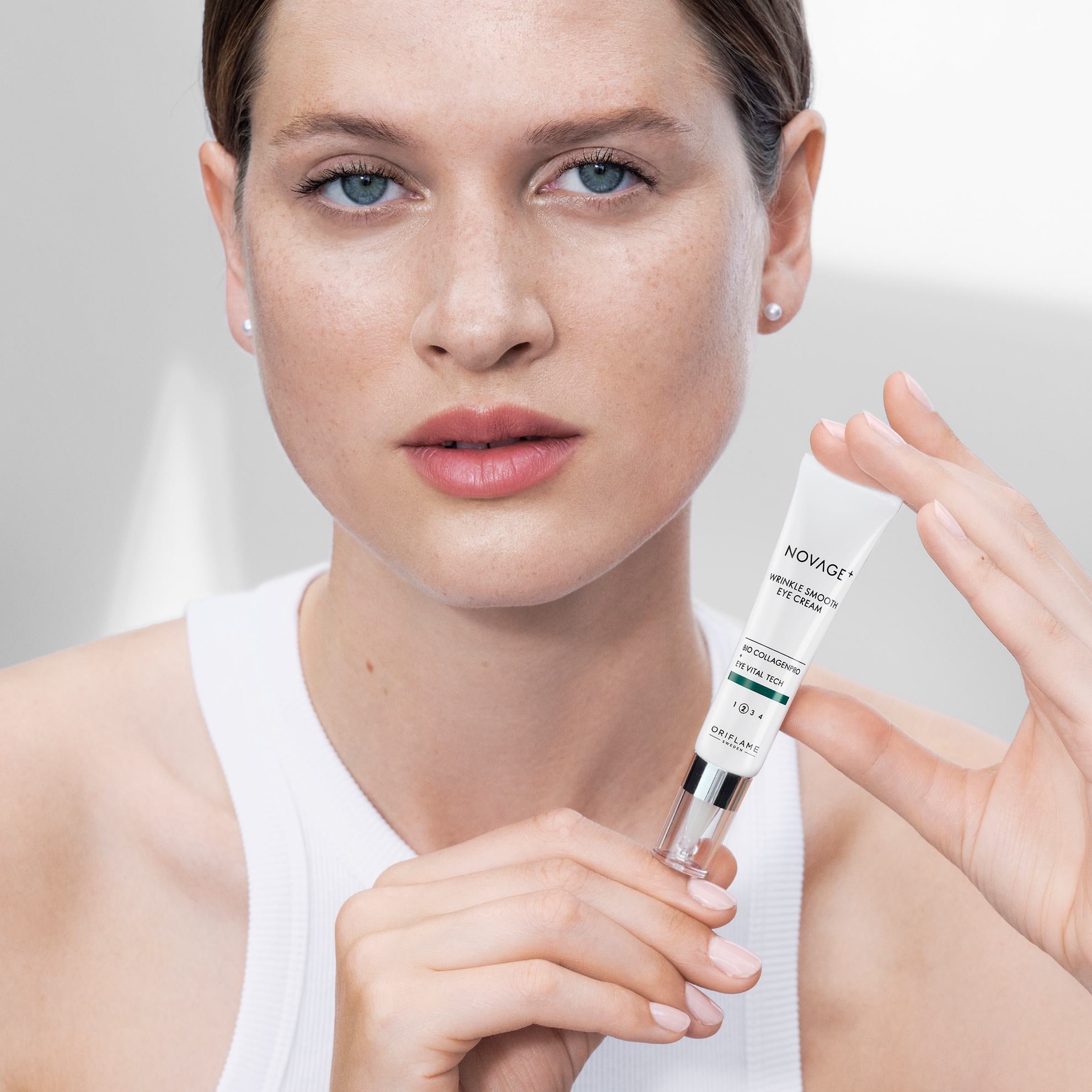 Wrinkle Smooth Eye Cream